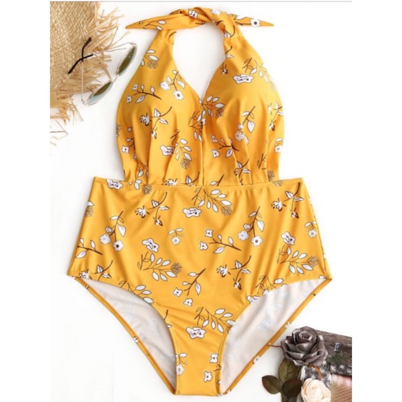 Zaful Other - Zaful Halter Floral Plus Size Swimwear Plus SZ:2X